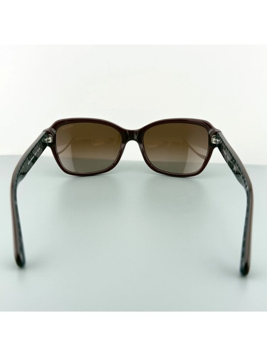 Coach HC8232 Sunglasses Oxblood Square Brown Gradient 56 17 140 main image 5